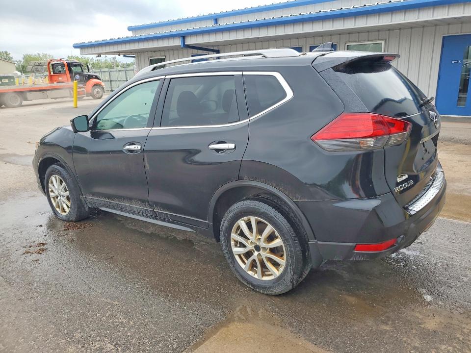 67115676 :رقم المزاد ، 5N1AT2MV3HC879383 vin ، 2017 Nissan Rogue مزاد بيع