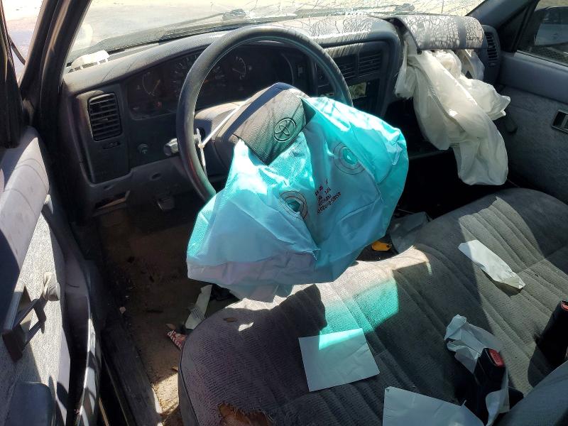 67654206 :رقم المزاد ، 4TANL42N3WZ080245 vin ، 1998 Toyota Tacoma مزاد بيع