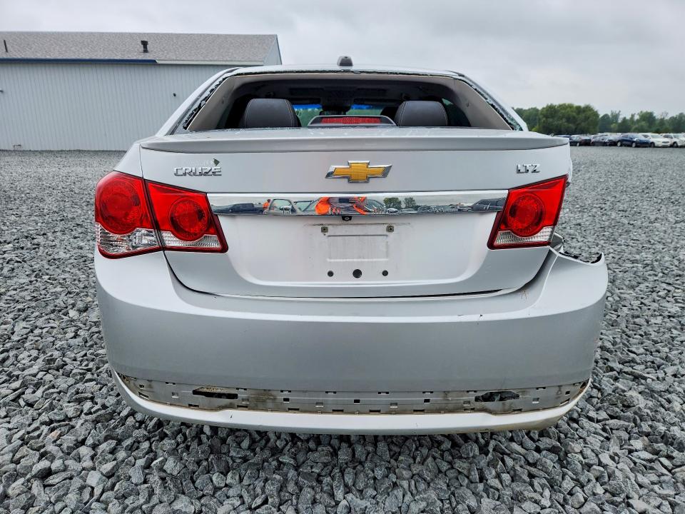 69517186 :رقم المزاد ، 1G1PG5SB4F7102691 vin ، 2015 Chevrolet Cruze مزاد بيع