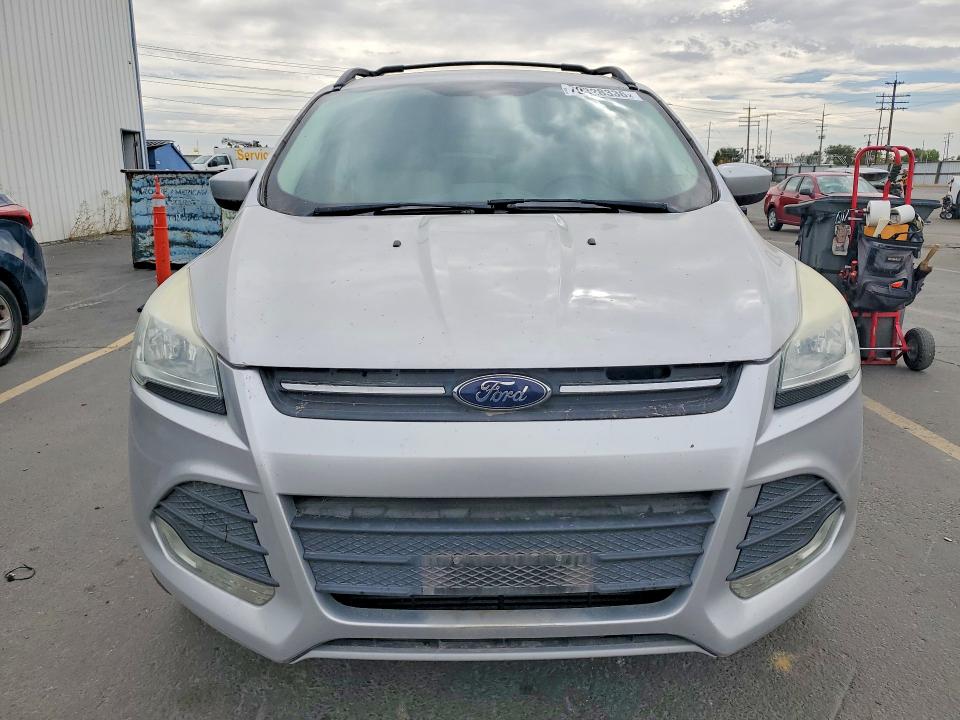 70328336 :رقم المزاد ، 1FMCU9G9XFUC29082 vin ، 2015 Ford Escape مزاد بيع