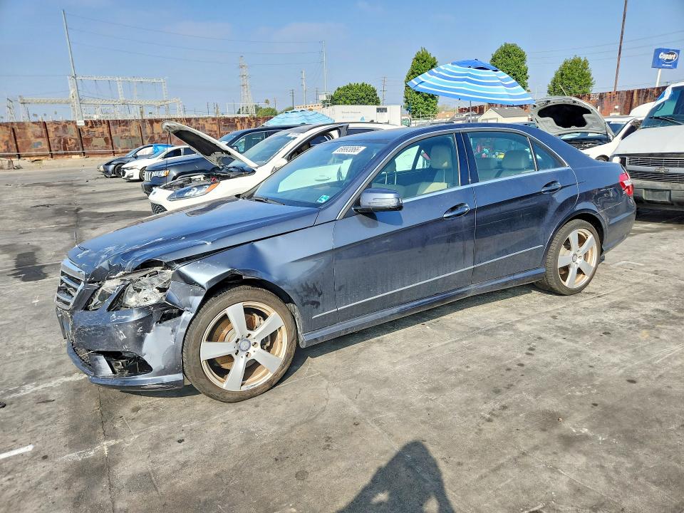 69993866 :رقم المزاد ، WDDHF5GB7AA150162 vin ، 2010 Mercedes-benz E مزاد بيع