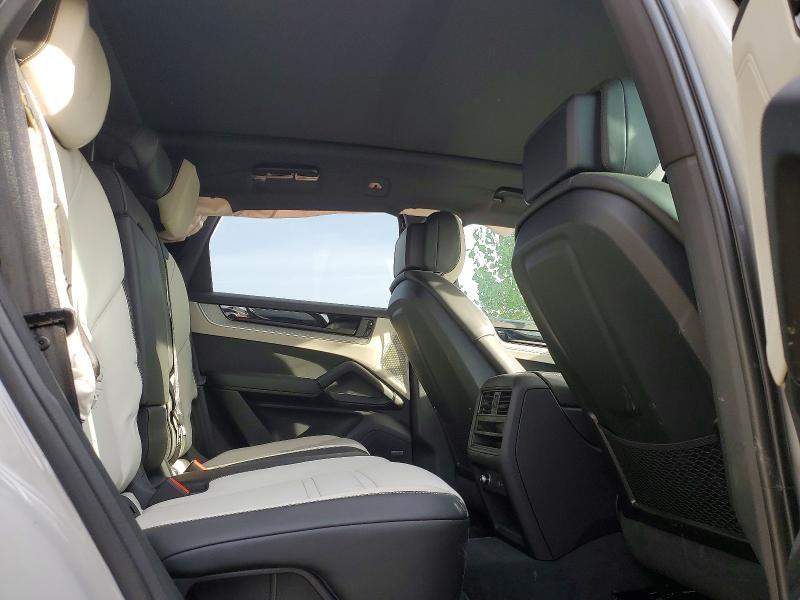 69670926 :رقم المزاد ، WP1AA2AY5TDA04378 vin ، 2026 Porsche Cayenne مزاد بيع