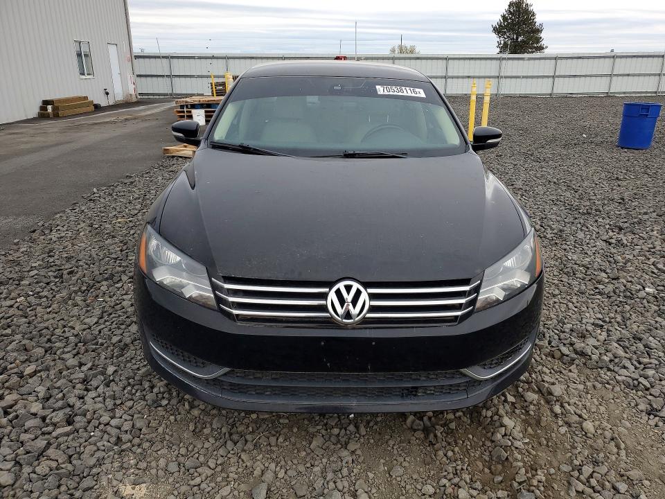 Продажа на аукционе авто 2013 Volkswagen Passat, vin: 1VWBP7A31DC102799, номер лота: 70538116