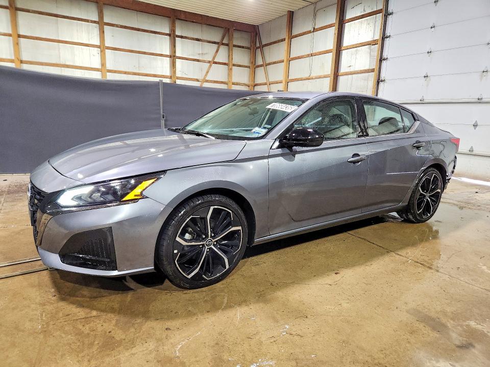 70668436 :رقم المزاد ، 1N4BL4CVXRN431563 vin ، 2024 Nissan Altima مزاد بيع