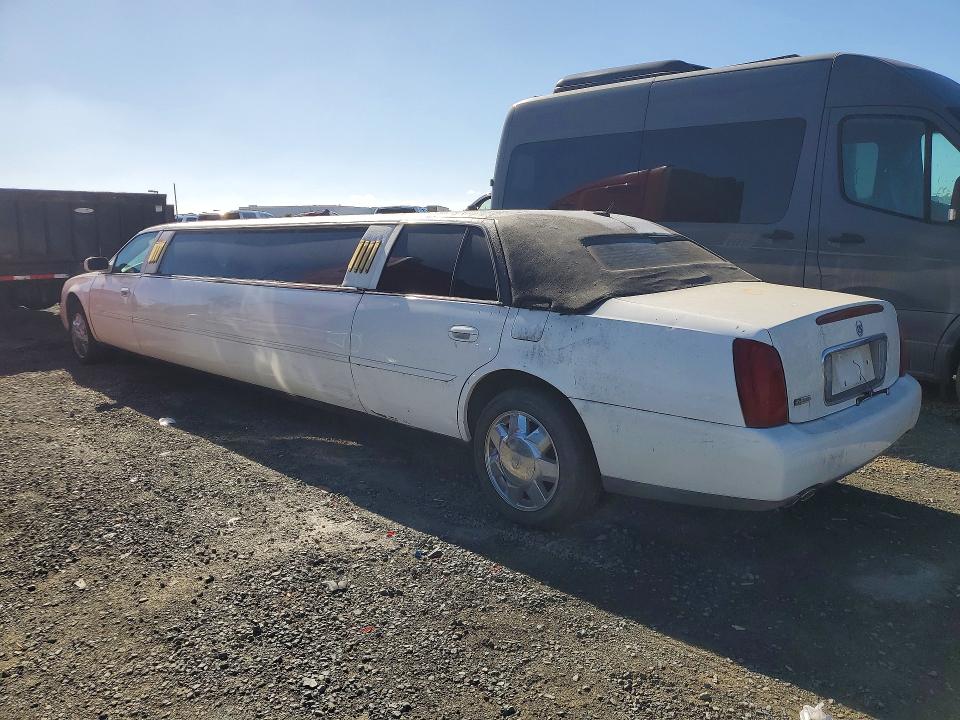 Продажа на аукционе авто 2005 Cadillac Professional Chassis, vin: 1GEEH90Y55U550357, номер лота: 69821576