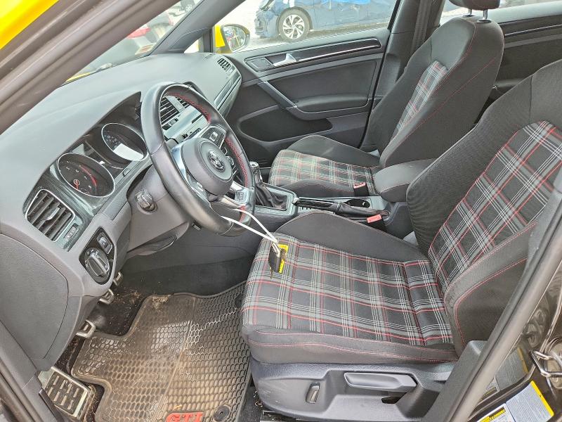 70677356 :رقم المزاد ، 3VW5T7AU6FM017072 vin ، 2015 Volkswagen Gti مزاد بيع