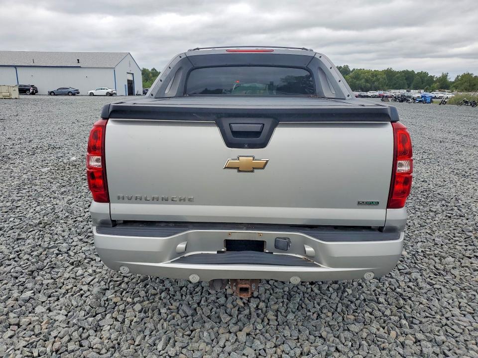 70220816 :رقم المزاد ، 3GNVKGE03AG102379 vin ، 2010 Chevrolet Avalanche مزاد بيع