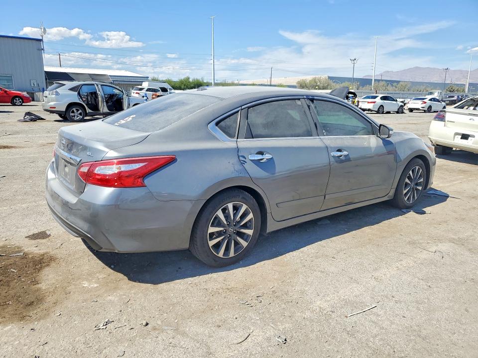 2017 Nissan Altima მანქანა იყიდება აუქციონზე, vin: 1N4AL3AP0HC179469, აუქციონის ნომერი: 70566016