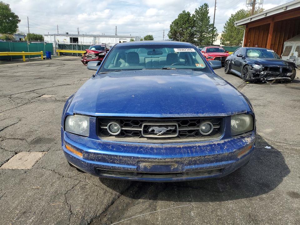 2009 Ford Mustang მანქანა იყიდება აუქციონზე, vin: 1ZVHT80N295131299, აუქციონის ნომერი: 70502346