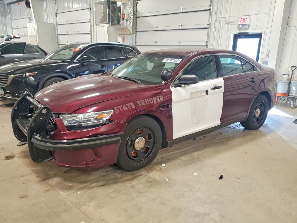 70092126 :رقم المزاد ، 1FAHP2MKXJG116293 vin ، 2018 Ford Taurus مزاد بيع