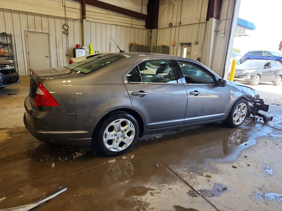 2010 Ford Fusion მანქანა იყიდება აუქციონზე, vin: 3FAHP0HA3AR326488, აუქციონის ნომერი: 70729096