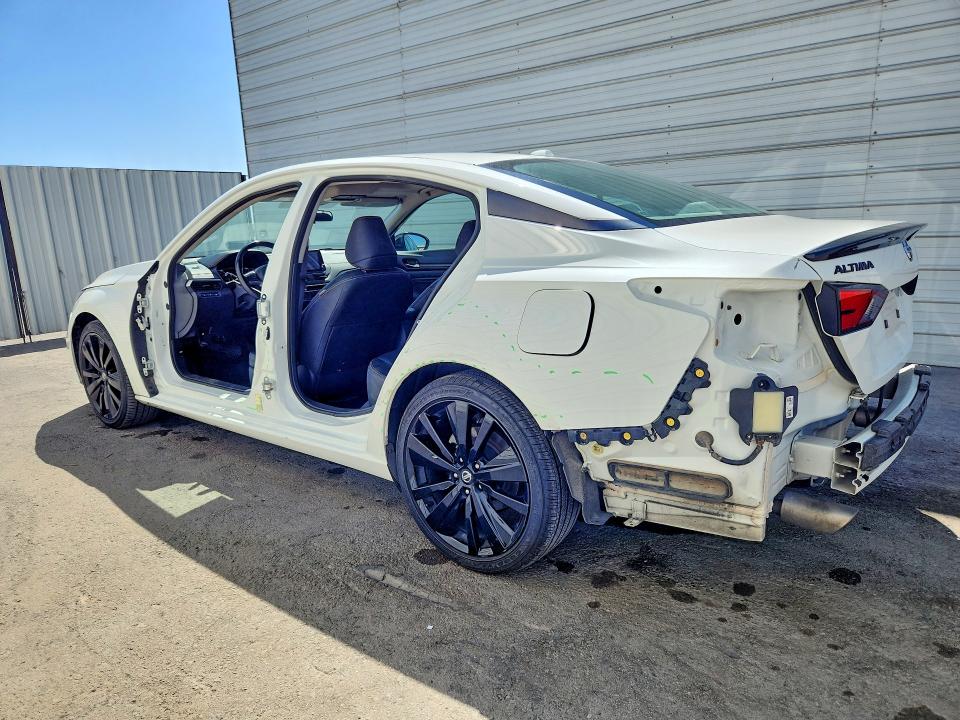 2022 Nissan Altima მანქანა იყიდება აუქციონზე, vin: 1N4BL4CV6NN381447, აუქციონის ნომერი: 69740586