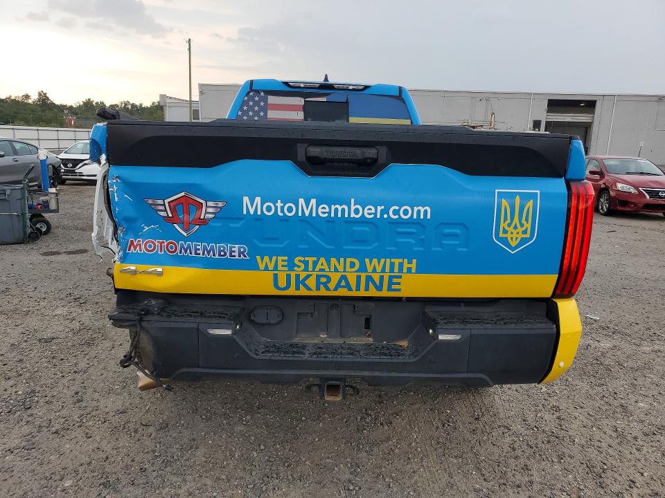 67453346 :رقم المزاد ، 5TFLA5GD8NX001671 vin ، 2022 Toyota Tundra مزاد بيع