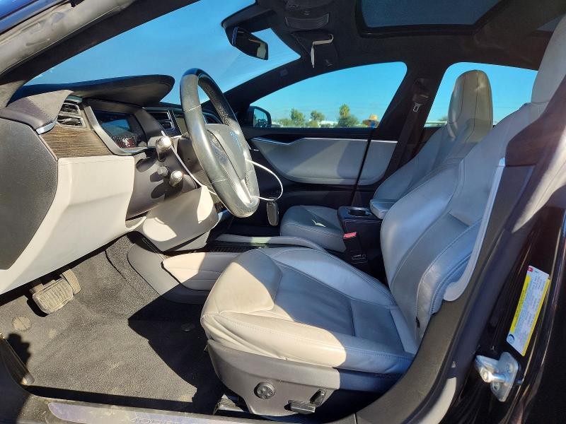2015 Tesla Model S მანქანა იყიდება აუქციონზე, vin: 5YJSA1E22FF116431, აუქციონის ნომერი: 67470486
