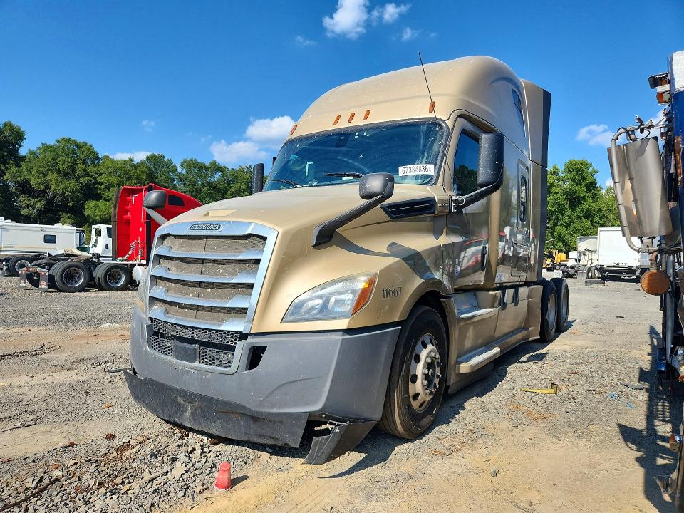Продажа на аукционе авто 2018 Freightliner Cascadia 126, vin: 3AKJHHDR2JSJJ0386, номер лота: 67384836