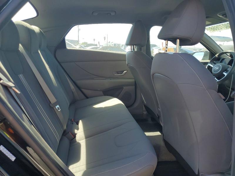 70072666 :رقم المزاد ، KMHLM4AG5NU286945 vin ، 2022 Hyundai Elantra مزاد بيع