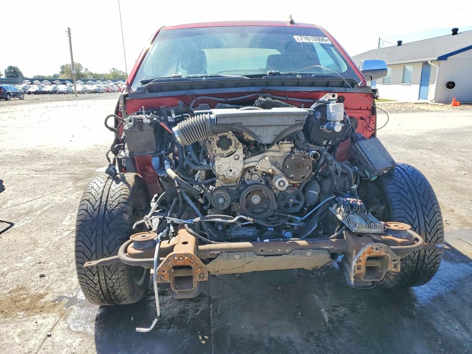 71013906 :رقم المزاد ، 3GCPCRECXJG185717 vin ، 2018 Chevrolet Silverado مزاد بيع
