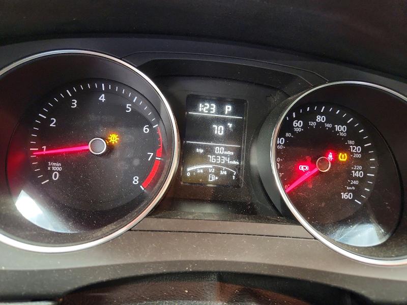 70247206 :رقم المزاد ، 3VW2B7AJ3HM298892 vin ، 2017 Volkswagen Jetta مزاد بيع
