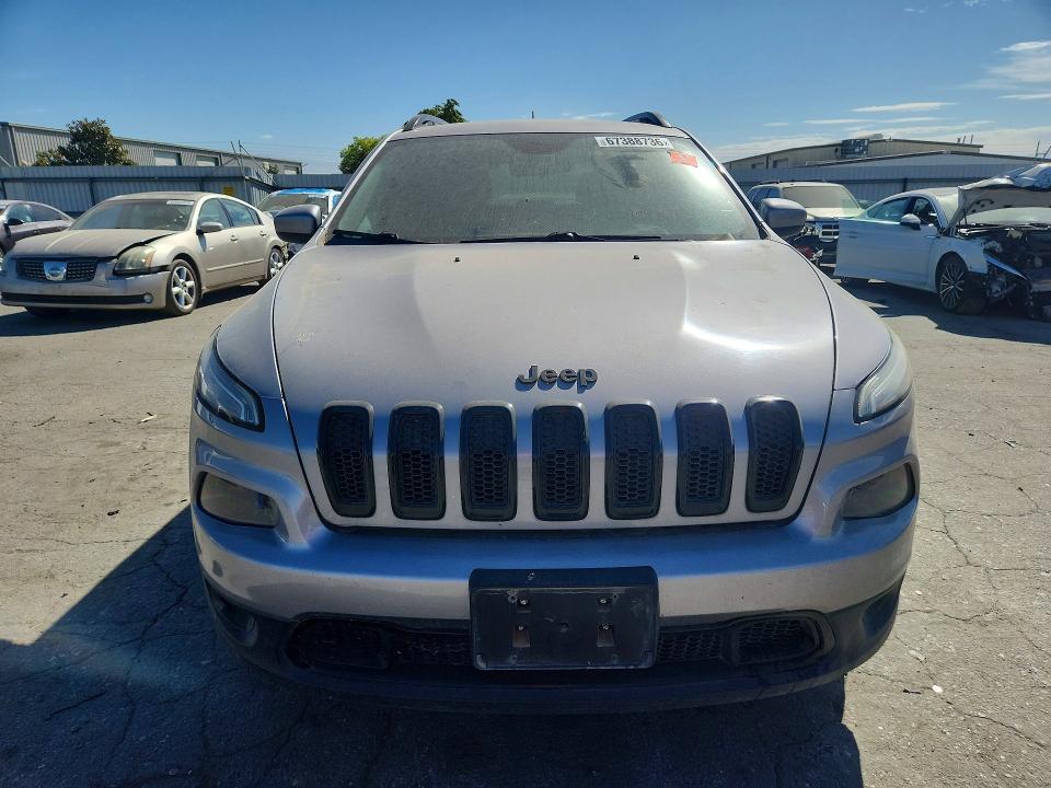 Продаж на аукціоні авто 2018 Jeep Cherokee, vin: 1C4PJLCB4JD542481, номер лоту: 67388736
