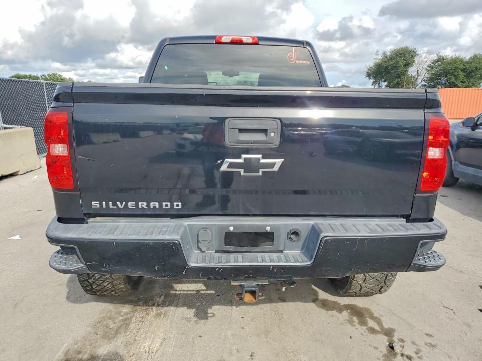 70062466 :رقم المزاد ، 3GCPCPEH7JG144266 vin ، 2018 Chevrolet Silverado مزاد بيع