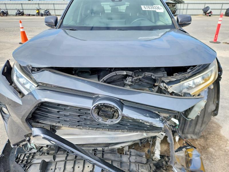 Auction sale of the 2019 Toyota Rav4, vin: JTMC1RFV1KD008346, lot number: 67839336
