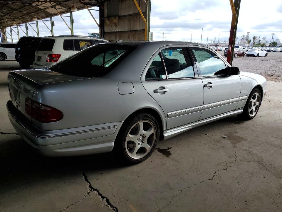 Aukcja sprzedaży 2001 Mercedes-benz E, vin: WDBJF70J61B323557, numer aukcji: 69387756