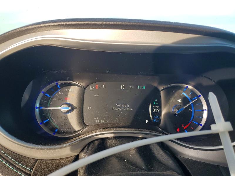 Продажа на аукционе авто 2018 Chrysler Pacifica, vin: 2C4RC1N70JR230526, номер лота: 69965976