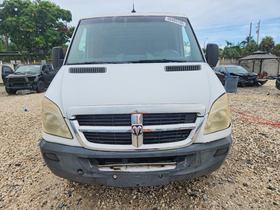 68403156 :رقم المزاد ، WD0PE745485307174 vin ، 2008 Dodge Sprinter مزاد بيع