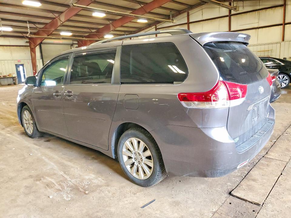 Продаж на аукціоні авто 2011 Toyota Sienna, vin: 5TDDK3DC8BS015542, номер лоту: 69206526