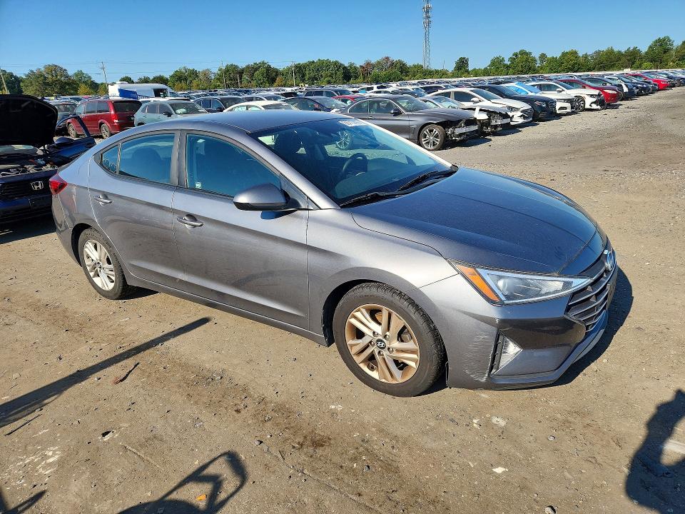68710696 :رقم المزاد ، 5NPD84LF5KH482438 vin ، 2019 Hyundai Elantra مزاد بيع
