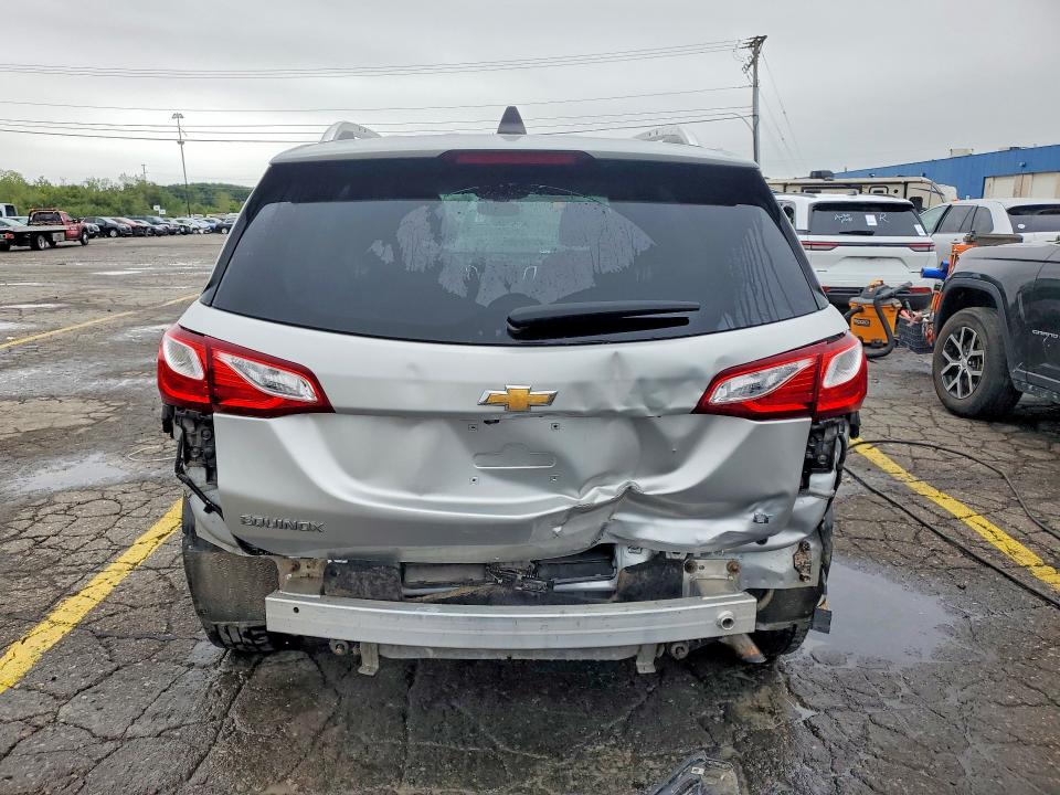 68749146 :رقم المزاد ، 2GNAXJEV3J6327373 vin ، 2018 Chevrolet Equinox مزاد بيع