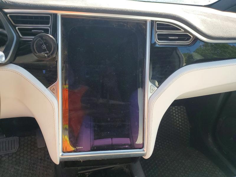 66900386 :رقم المزاد ، 5YJXCAE23GF012967 vin ، 2016 Tesla Model X مزاد بيع