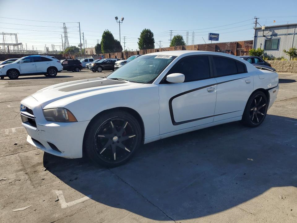 68681206 :رقم المزاد ، 2C3CDXBG6DH622709 vin ، 2013 Dodge Charger مزاد بيع