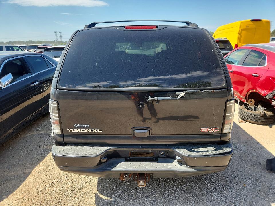 67820736 :رقم المزاد ، 1GKFK66U24J192141 vin ، 2004 Gmc Yukon Xl مزاد بيع
