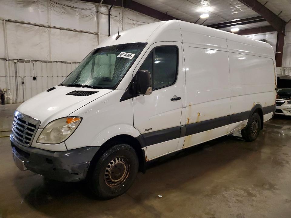 Продажа на аукционе авто 2010 Freightliner Sprinter, vin: WDYPE8CC1A5493961, номер лота: 69144466