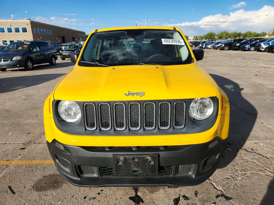 2015 Jeep Renegade მანქანა იყიდება აუქციონზე, vin: ZACCJAAH7FPC28603, აუქციონის ნომერი: 69230936