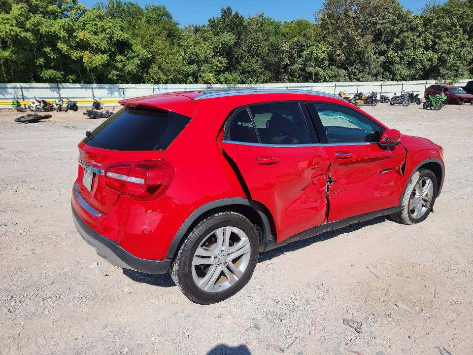 69702966 :رقم المزاد ، WDCTG4GBXGJ244275 vin ، 2016 Mercedes-benz Gla مزاد بيع