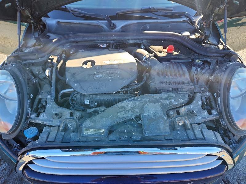 70045266 :رقم المزاد ، WMWXS5C59FT829182 vin ، 2015 Mini Cooper مزاد بيع