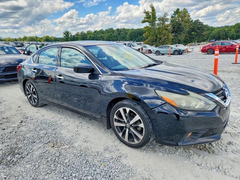 68731666 :رقم المزاد ، 1N4AL3AP1HC496385 vin ، 2017 Nissan Altima مزاد بيع