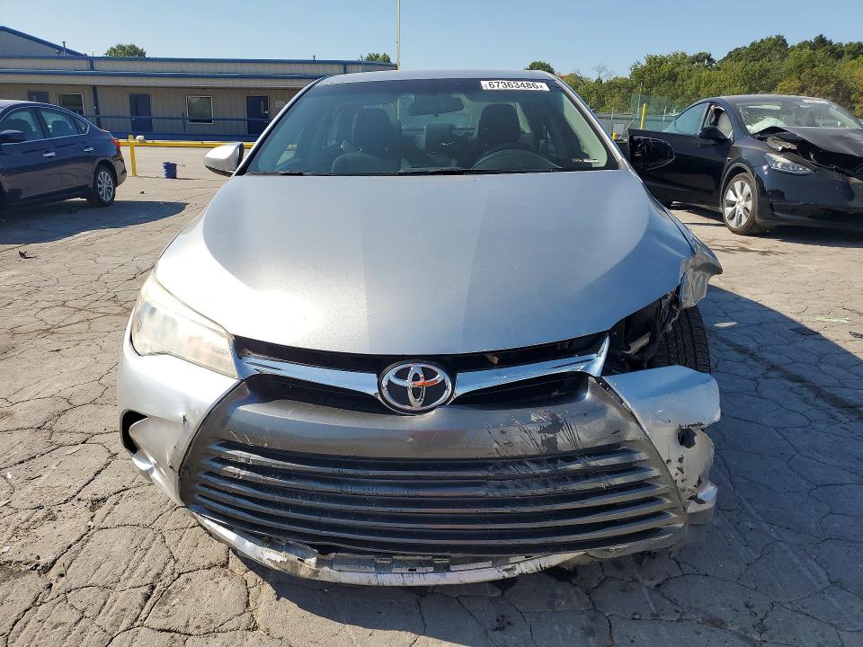 67363486 :رقم المزاد ، 4T1BF1FK0HU269900 vin ، 2017 Toyota Camry مزاد بيع