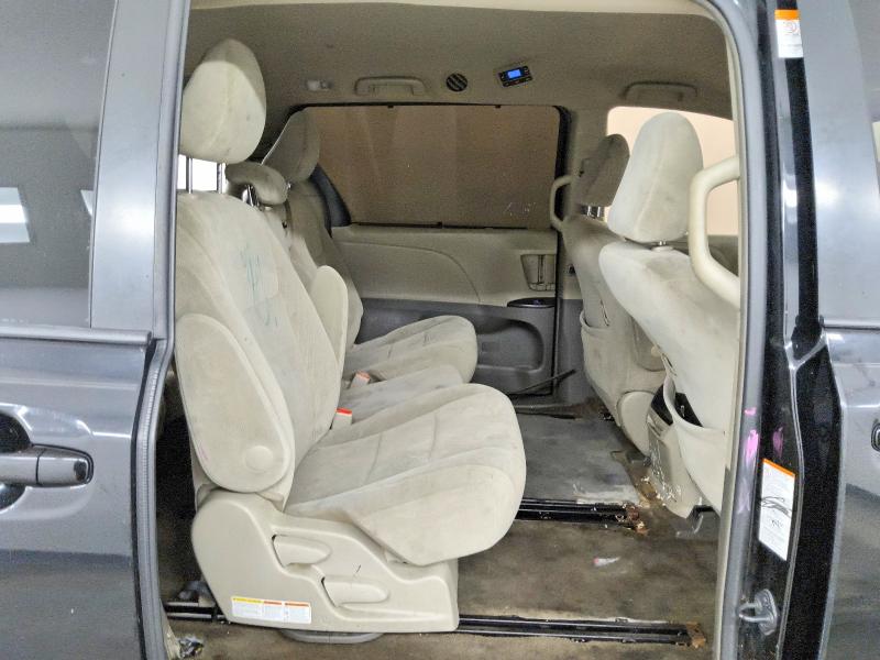 Продаж на аукціоні авто 2015 Toyota Sienna, vin: 5TDKK3DC4FS680788, номер лоту: 69384936