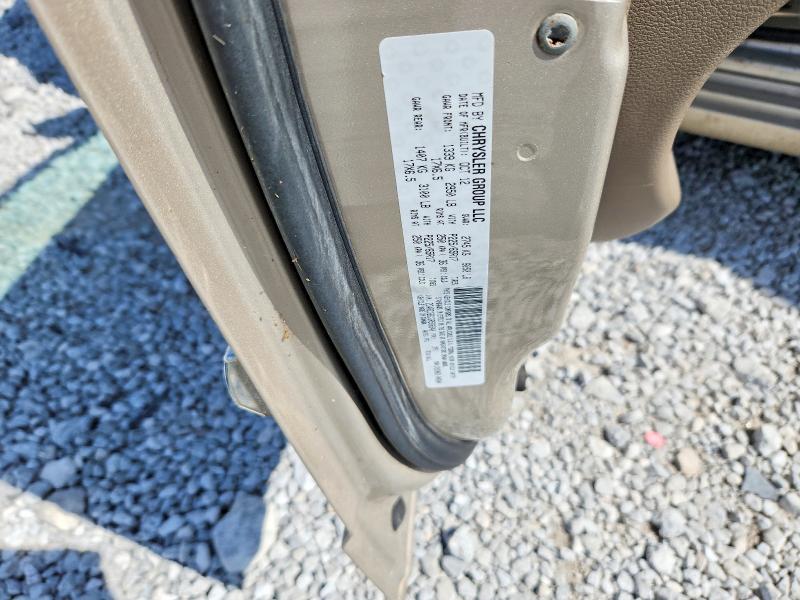 69073086 :رقم المزاد ، 2C4RC1BG1DR588940         vin ، 2013 Chrysler Town & Country مزاد بيع