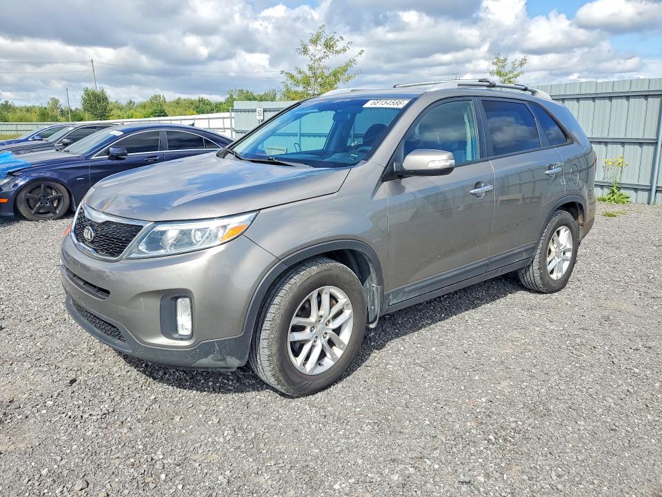 2015 Kia Sorento მანქანა იყიდება აუქციონზე, vin: 5XYKT3A69FG561174, აუქციონის ნომერი: 68154586