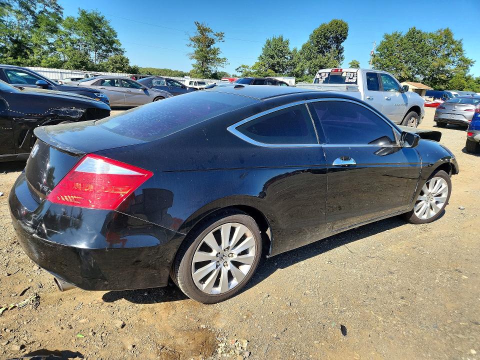 2010 Honda Accord მანქანა იყიდება აუქციონზე, vin: 1HGCS2B82AA007857, აუქციონის ნომერი: 68874836