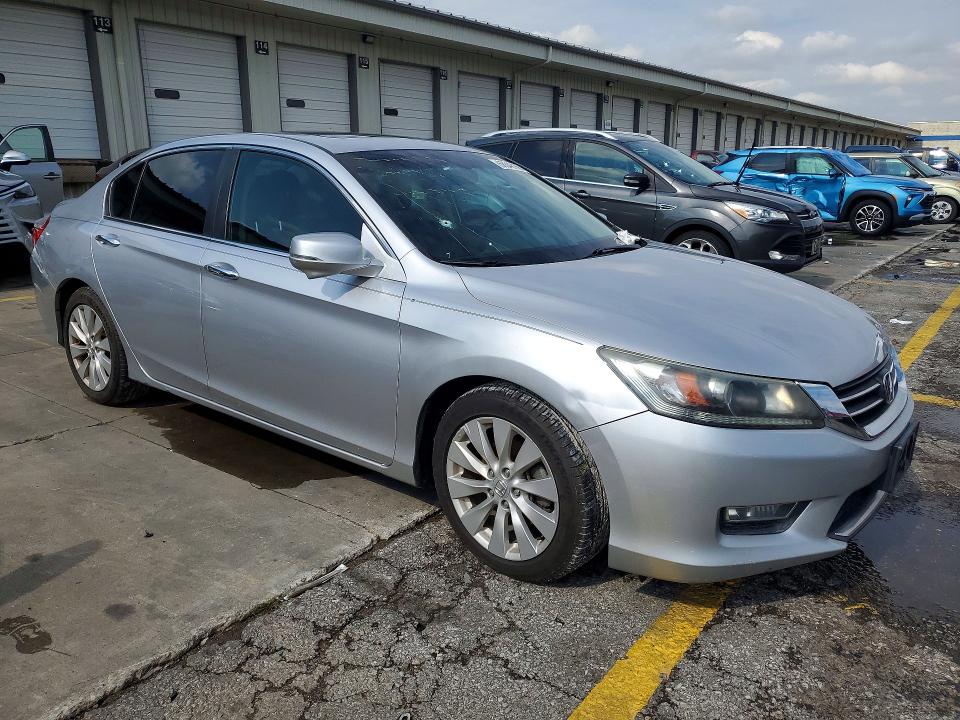 Продажа на аукционе авто 2013 Honda Accord, vin: 1HGCR2F70DA147830, номер лота: 68548166