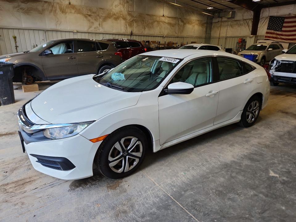 70248326 :رقم المزاد ، 19XFC2F53GE076331 vin ، 2016 Honda Civic مزاد بيع