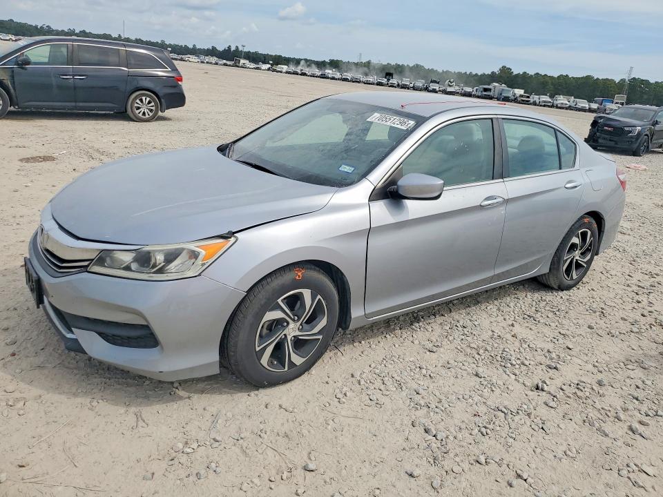 Aukcja sprzedaży 2017 Honda Accord, vin: 1HGCR2F38HA119616, numer aukcji: 70551296