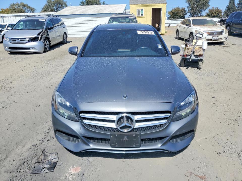 2018 Mercedes-benz C მანქანა იყიდება აუქციონზე, vin: 55SWF4JB9JU266280, აუქციონის ნომერი: 69096916
