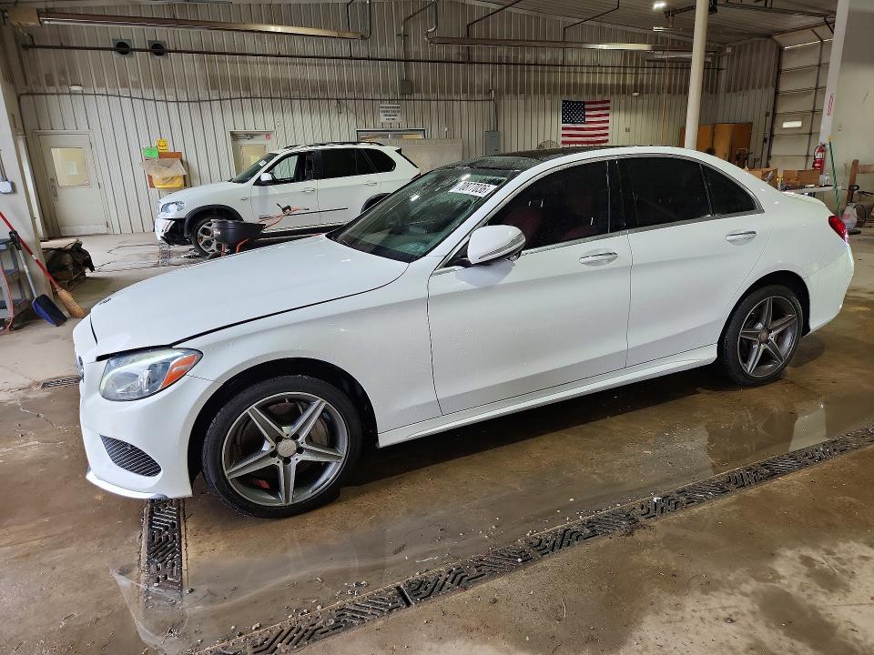 2015 Mercedes-benz C მანქანა იყიდება აუქციონზე, vin: 55SWF4KB0FU039257, აუქციონის ნომერი: 70877036