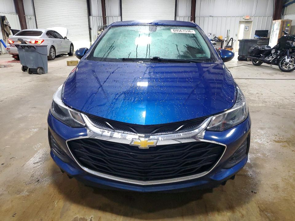 2019 Chevrolet Cruze მანქანა იყიდება აუქციონზე, vin: 1G1BE5SM8K7111888, აუქციონის ნომერი: 69561536